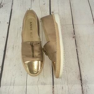 Anne Klein Espadrille Bronze Zippered Rubber Sole Sneaker 8M